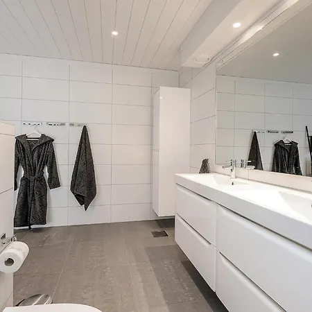Luxurious In With Sauna Sjusjoen
